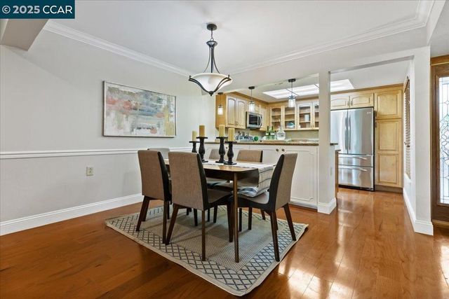 1857 Golden Rain Rd Unit 2, Walnut Creek, CA 94595