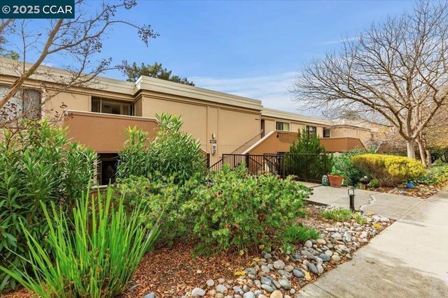 1857 Golden Rain Rd Unit 2, Walnut Creek, CA 94595