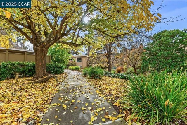 1857 Golden Rain Rd Unit 2, Walnut Creek, CA 94595