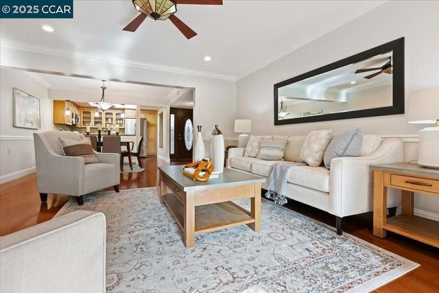 1857 Golden Rain Rd Unit 2, Walnut Creek, CA 94595