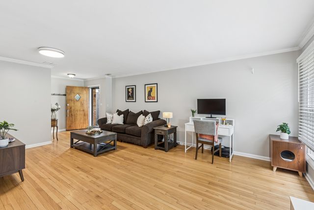 552 Burton Avenue, Highland Park, IL 60035