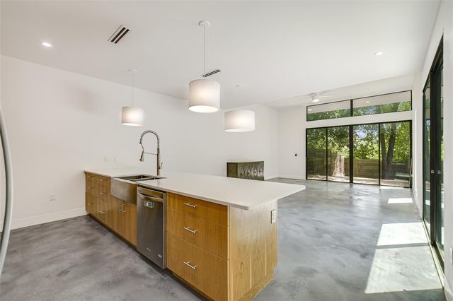 3801 Grayson LN B, Austin, TX 78722