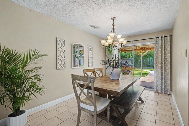 605 Alex St, Houma, LA 70360