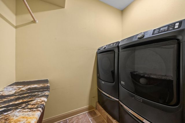 1524 Travis Street, Columbus, TX 78934