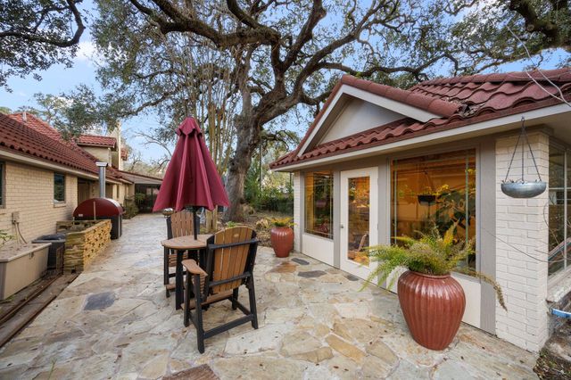 1524 Travis Street, Columbus, TX 78934