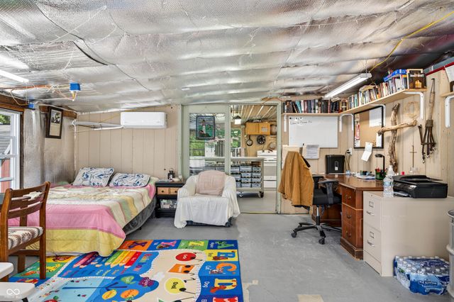 5053 Bittersweet Road, Morgantown, IN 46160