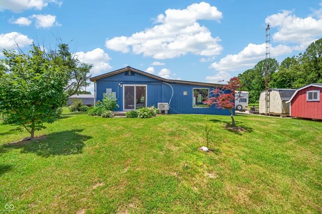 5053 Bittersweet Road, Morgantown, IN 46160