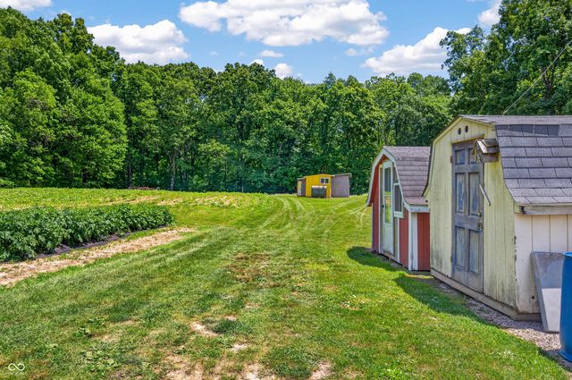 5053 Bittersweet Road, Morgantown, IN 46160