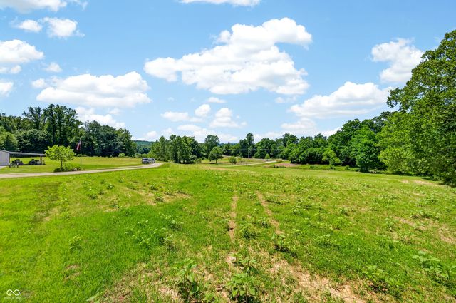 5053 Bittersweet Road, Morgantown, IN 46160