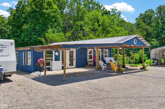 5053 Bittersweet Road, Morgantown, IN 46160