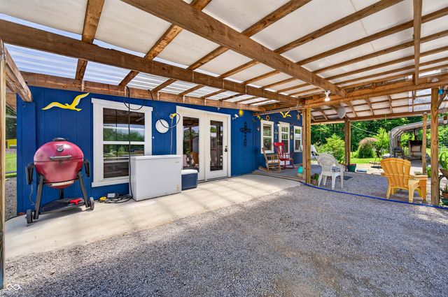 5053 Bittersweet Road, Morgantown, IN 46160