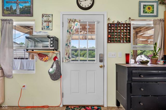 5053 Bittersweet Road, Morgantown, IN 46160
