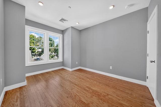 222 Arlington St 2B, Quincy, MA 02170