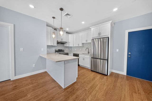 222 Arlington St 2B, Quincy, MA 02170
