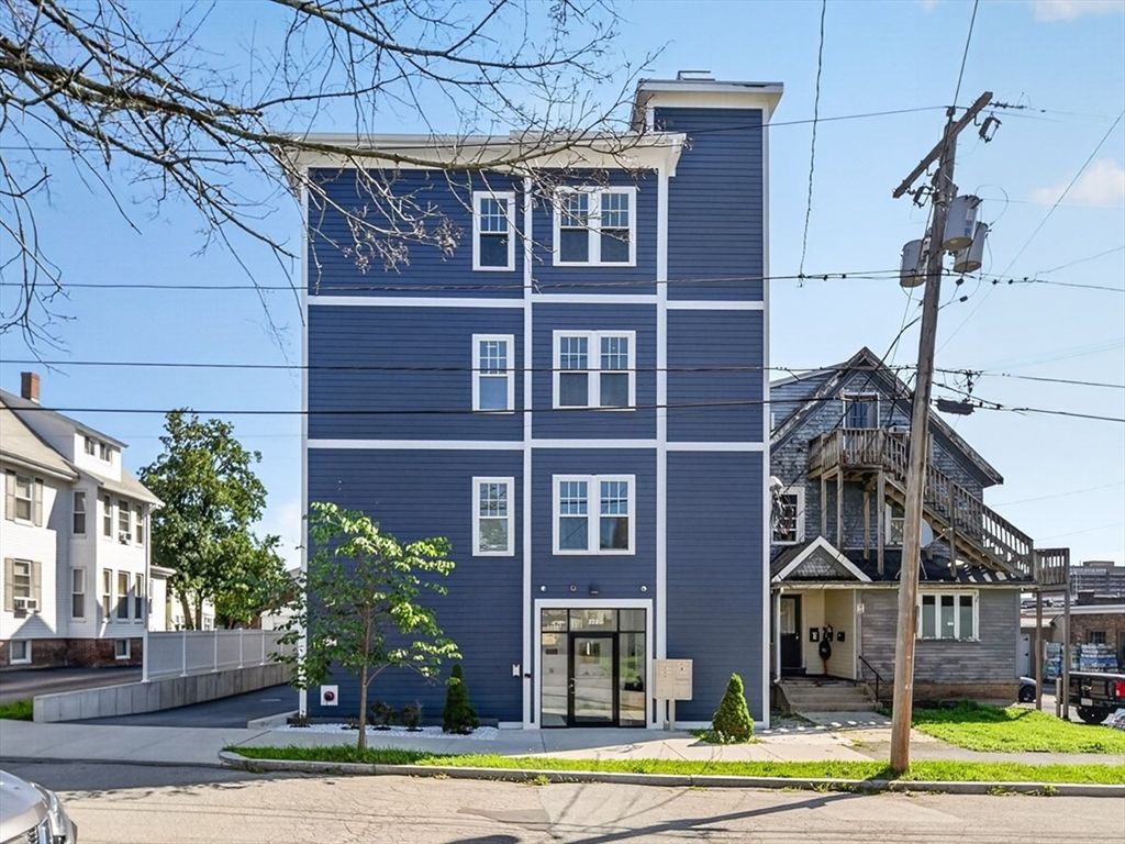 222 Arlington St 2B, Quincy, MA 02170