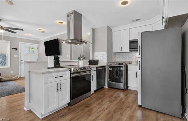108 Clover ST, Hampton, VA 23669