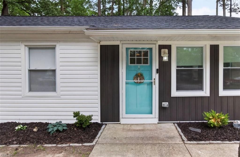 108 Clover ST, Hampton, VA 23669