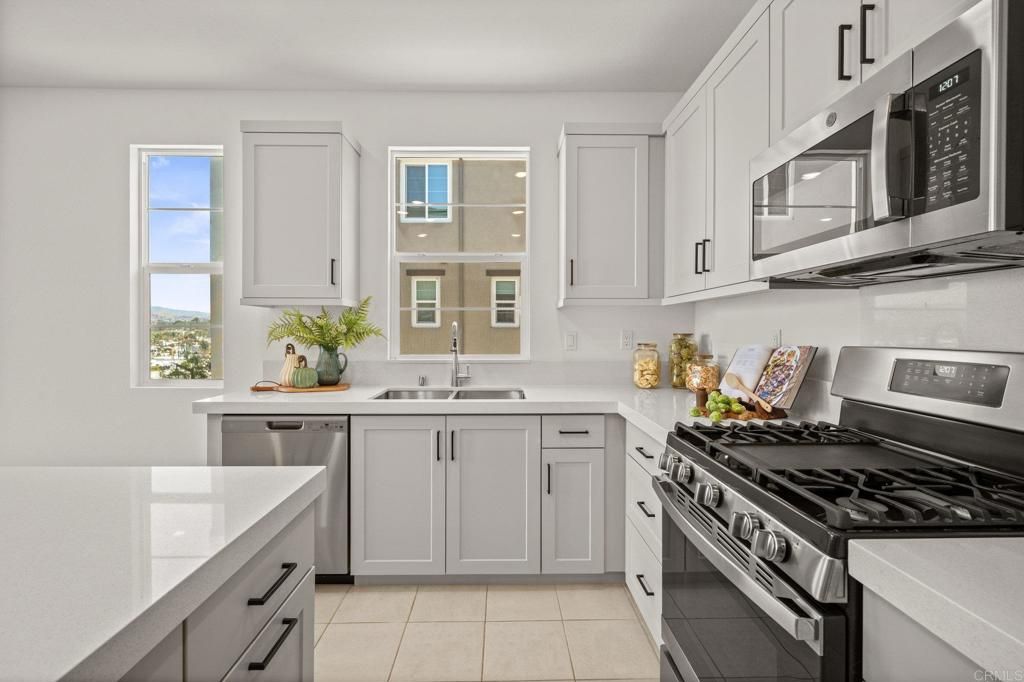 1229 Sunrise 104, San Marcos, CA 92078