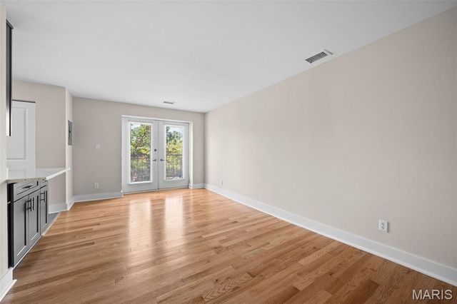 5630 Pershing Avenue 27, St Louis, MO 63112