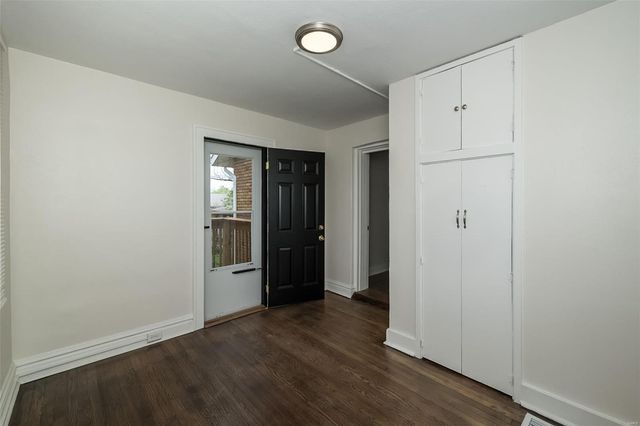 4117 Ravenwood Avenue, St Louis, MO 63121