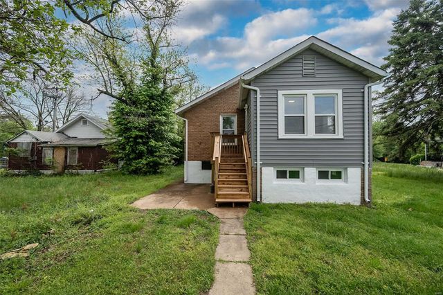 4117 Ravenwood Avenue, St Louis, MO 63121