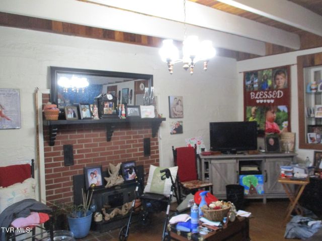 431 Maple Street, Glade Spring, VA 24340