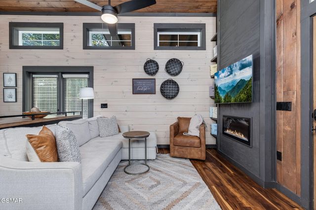 984 Goose Gap Rd Road, Sevierville, TN 37876