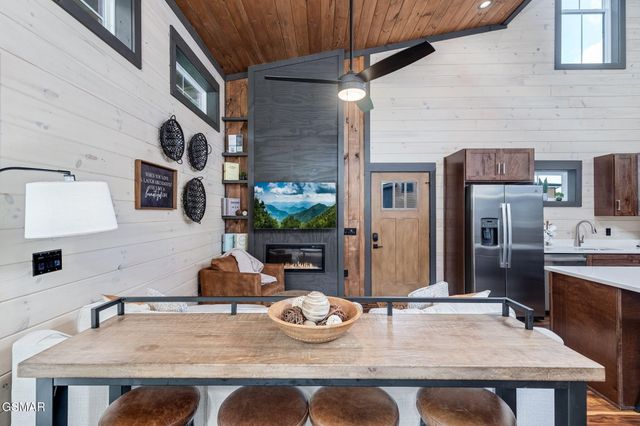 984 Goose Gap Rd Road, Sevierville, TN 37876