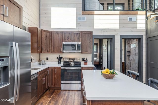 984 Goose Gap Rd Road, Sevierville, TN 37876