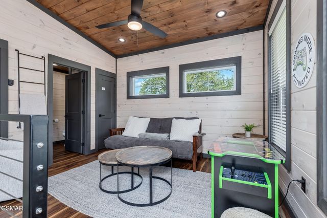 984 Goose Gap Rd Road, Sevierville, TN 37876