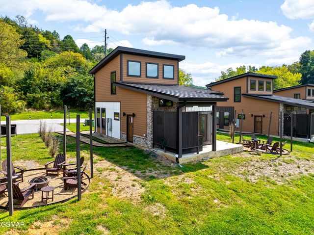 984 Goose Gap Rd Road, Sevierville, TN 37876