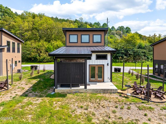 984 Goose Gap Rd Road, Sevierville, TN 37876