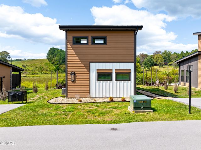 984 Goose Gap Rd Road, Sevierville, TN 37876