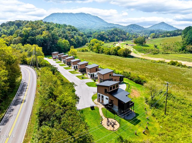984 Goose Gap Rd Road, Sevierville, TN 37876