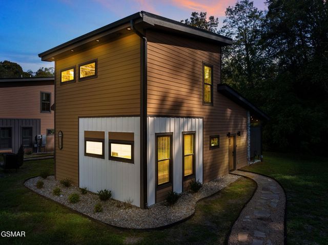 984 Goose Gap Rd Road, Sevierville, TN 37876