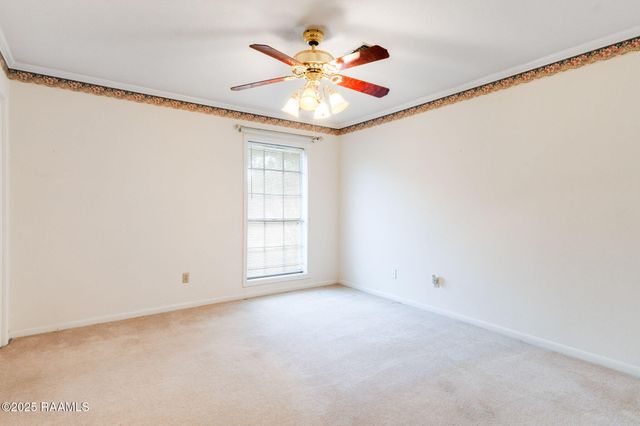 401 Rain Tree Trail, Lafayette, LA 70507