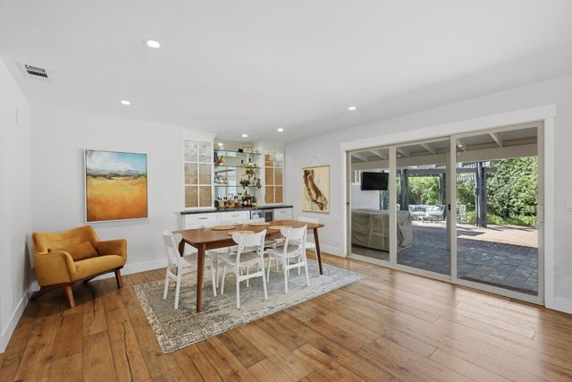 2929 Latham Dr, Sacramento, CA 95864