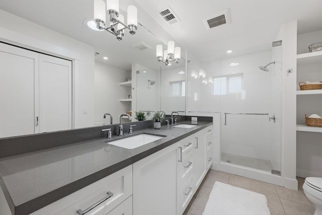 2929 Latham Dr, Sacramento, CA 95864