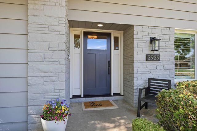 2929 Latham Dr, Sacramento, CA 95864