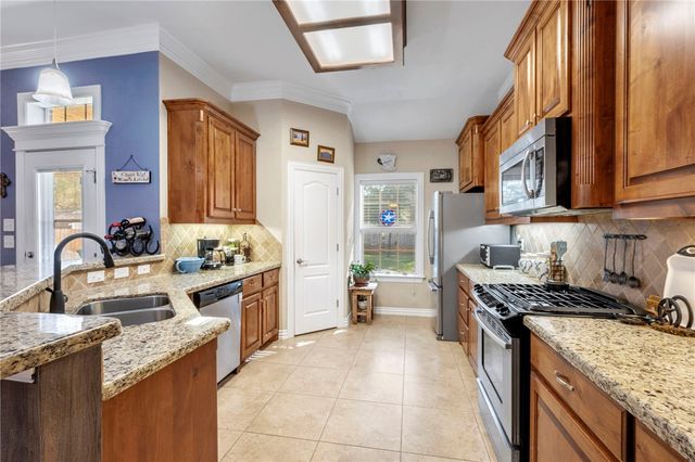 2302 Bastrop Circle, Bryan, TX 77808