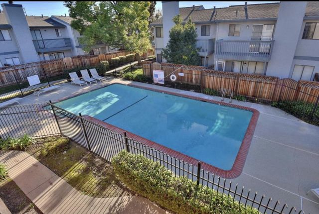 2672 Senter Creek Court, San Jose, CA 95111