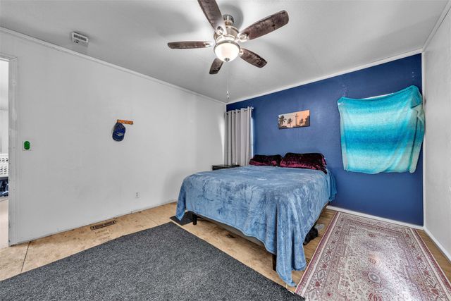 220 Country Side Court, Springtown, TX 76082