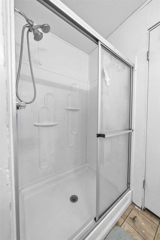 220 Country Side Court, Springtown, TX 76082