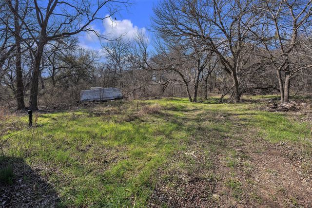 220 Country Side Court, Springtown, TX 76082
