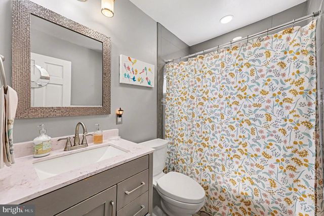 1602 ERSKINE ST, Hyattsville, MD 20783