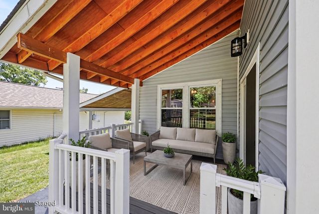 1602 ERSKINE ST, Hyattsville, MD 20783