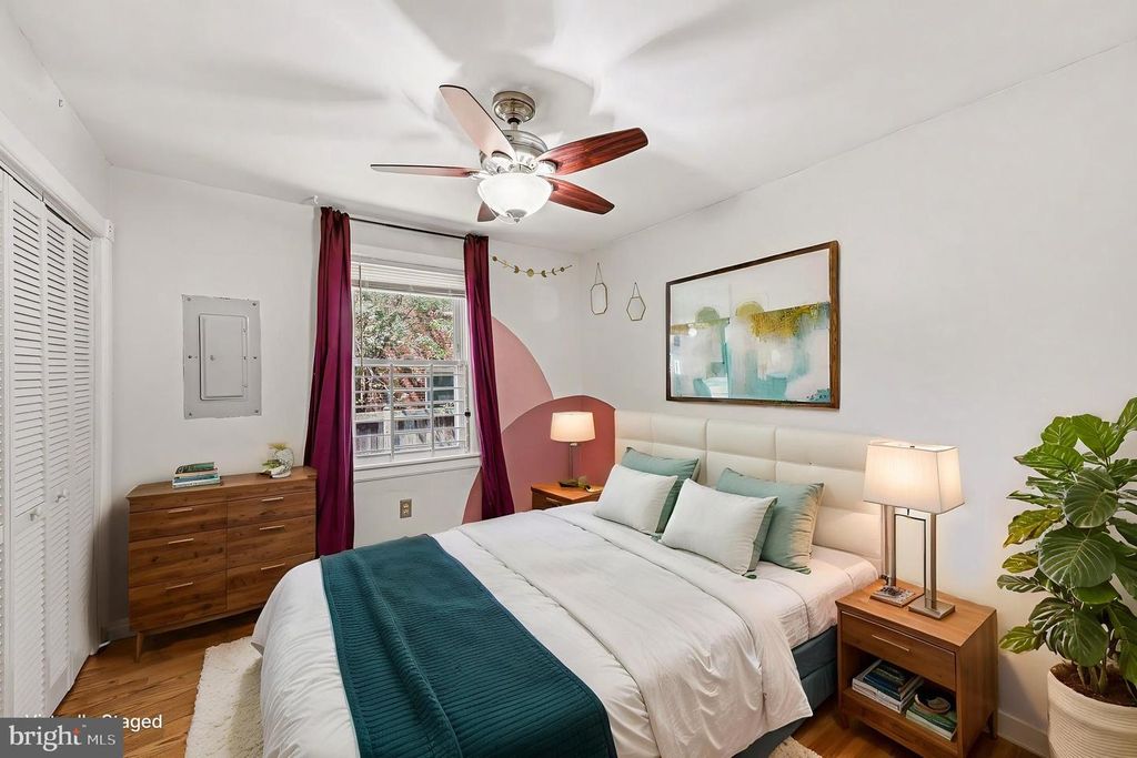 Image 29 of property listing at 1602 ERSKINE ST, Hyattsville, MD 20783