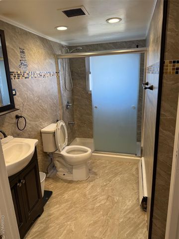 118 Lincoln Avenue, Deer Park, NY 11729