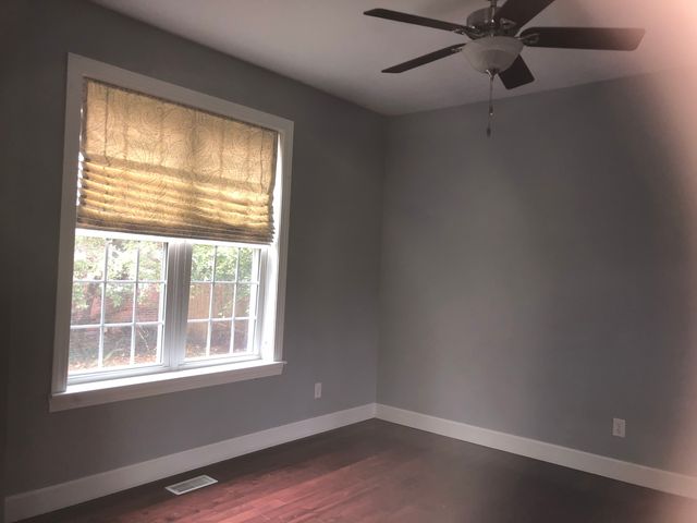 321 N Quincy Street, Clinton, IL 61727