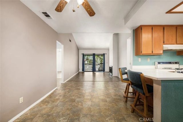 3530 W Sweetbay Court D, Anaheim, CA 92804
